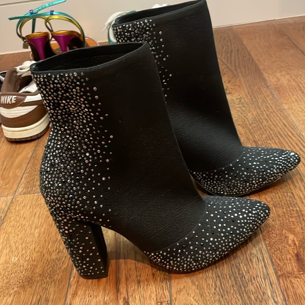 sparkly high wheels boots